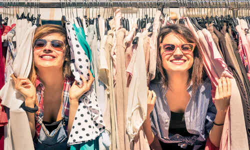 Grande vente de vêtements seconde main